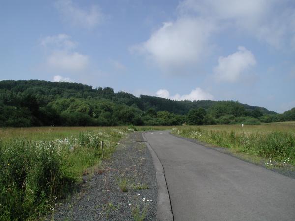 Straße vor Endausbau