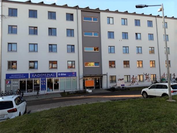 Straßenansicht