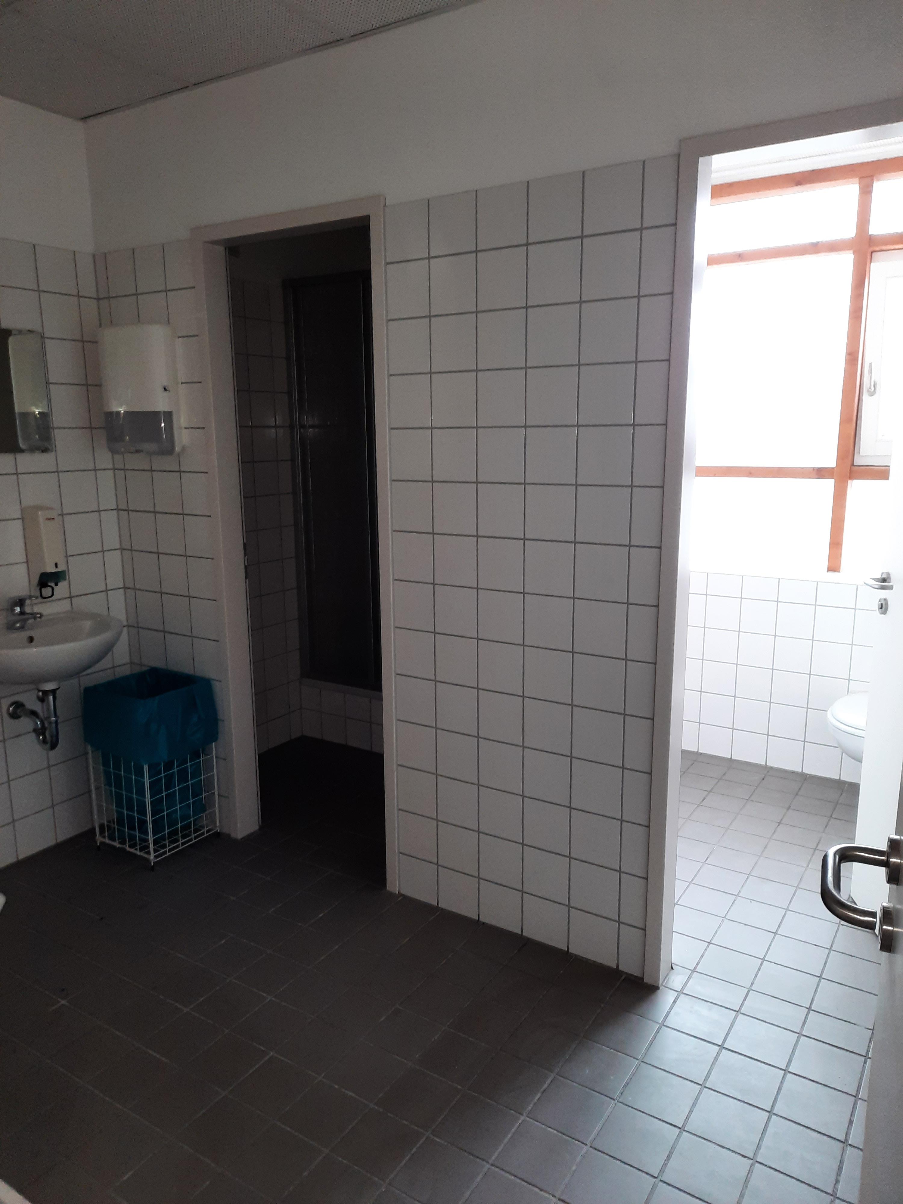 Röss Haus WC Anlage.jpg