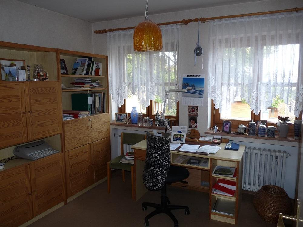 Kinderzimmer / Büro 3