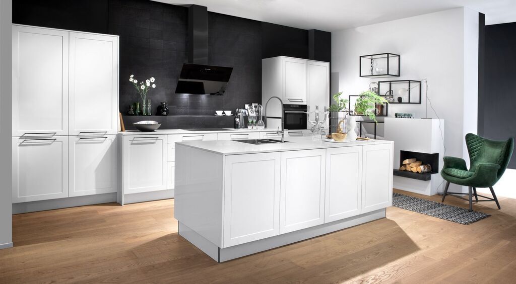 2144 AV 5040 weiss.jpg