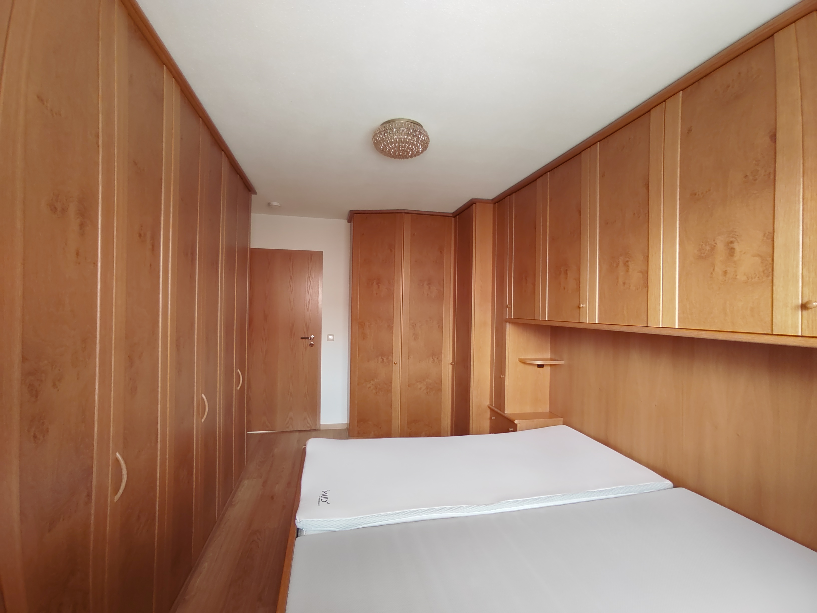 Schlafzimmer vom Fenster.jpg