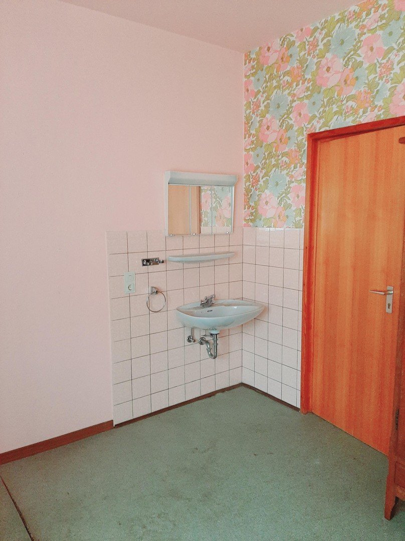 Zimmer zwei Waschbecken UG