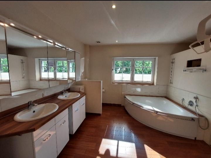 Badezimmer OG 