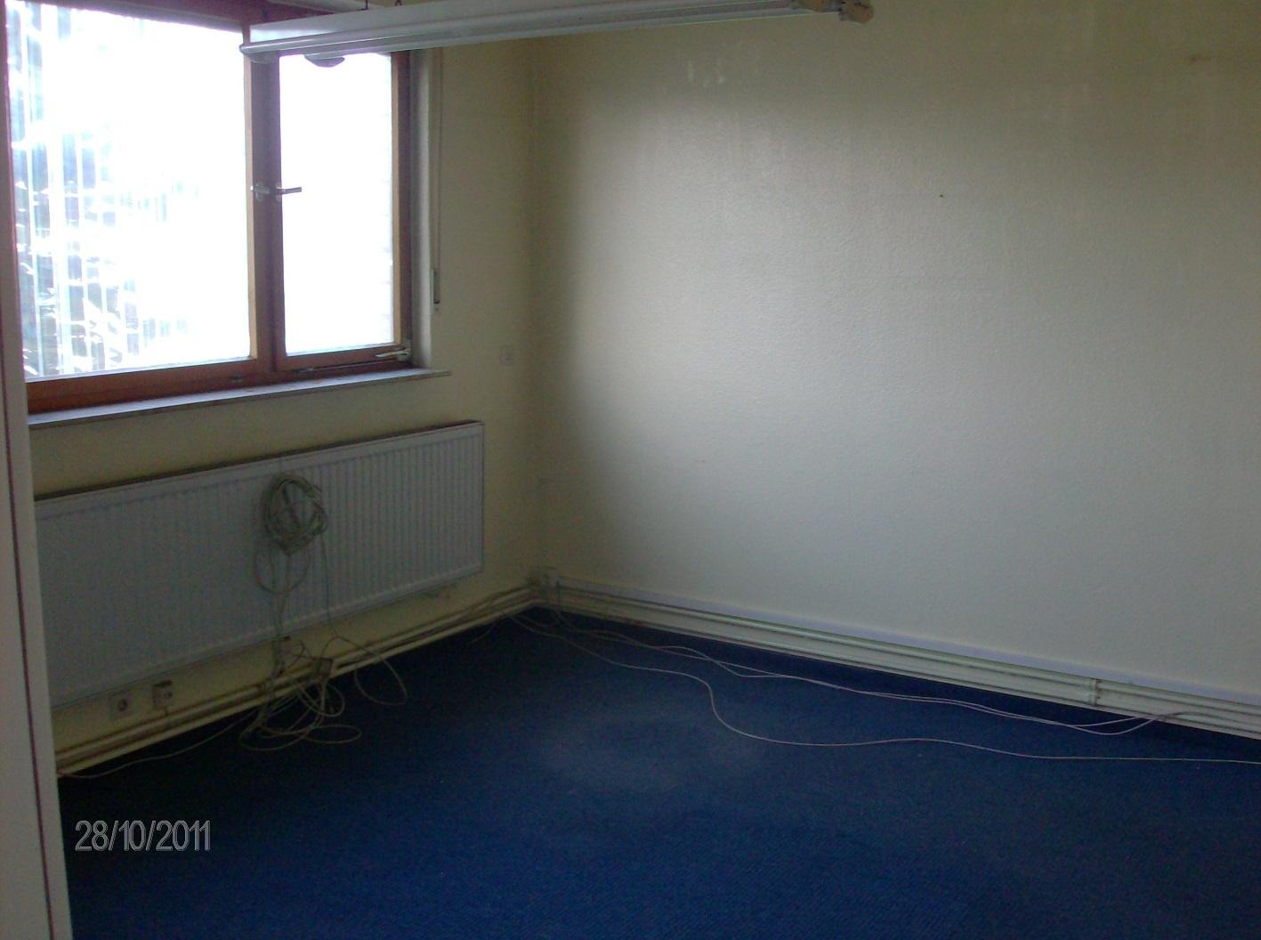 Bild Firma Büro h.l. zum Fenster  HPIM4140.jpg