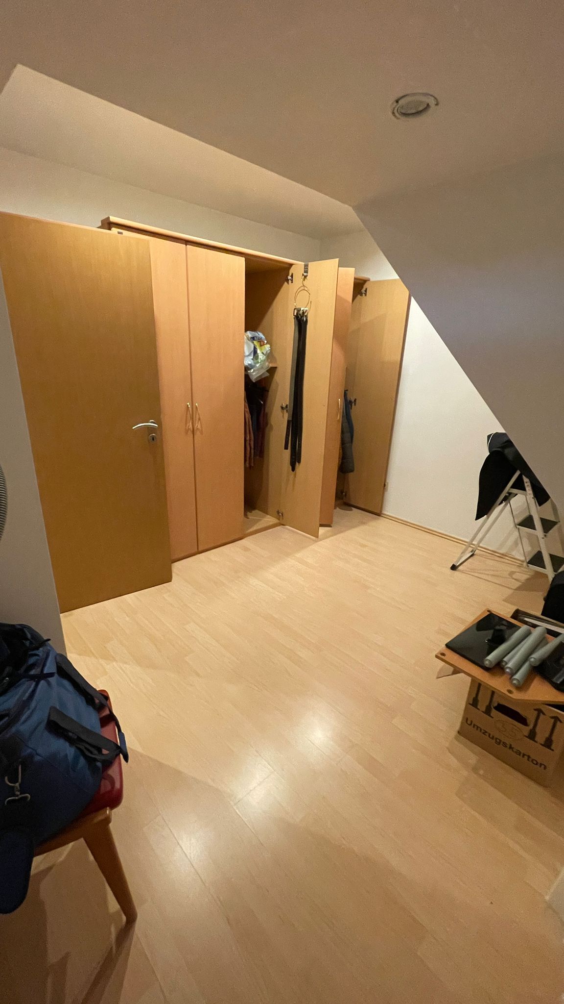 26 Schlafzimmer Nr. 2 im DG.jpeg