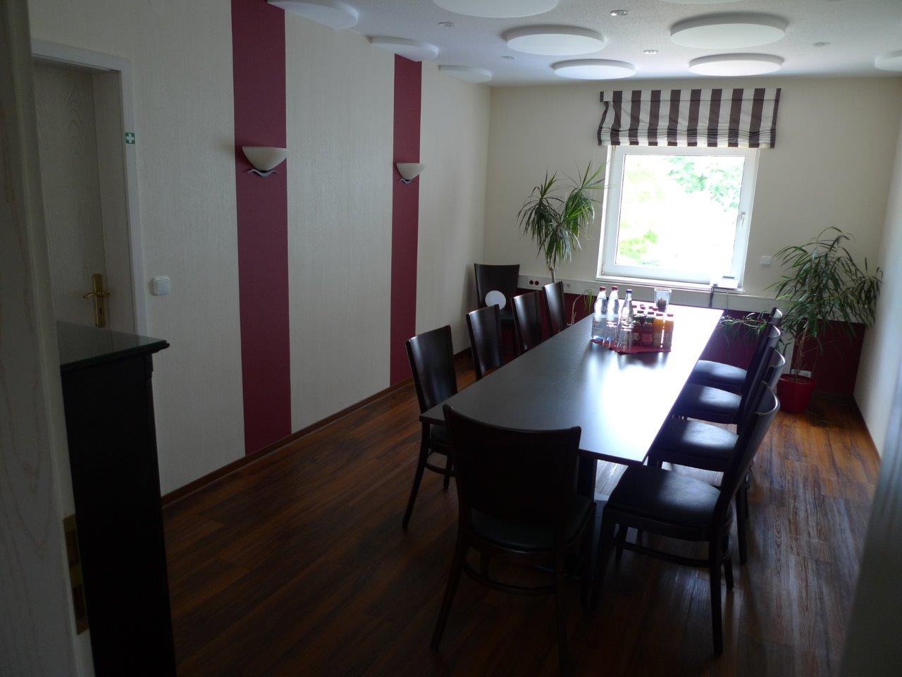 Gästekantine und Besprechung