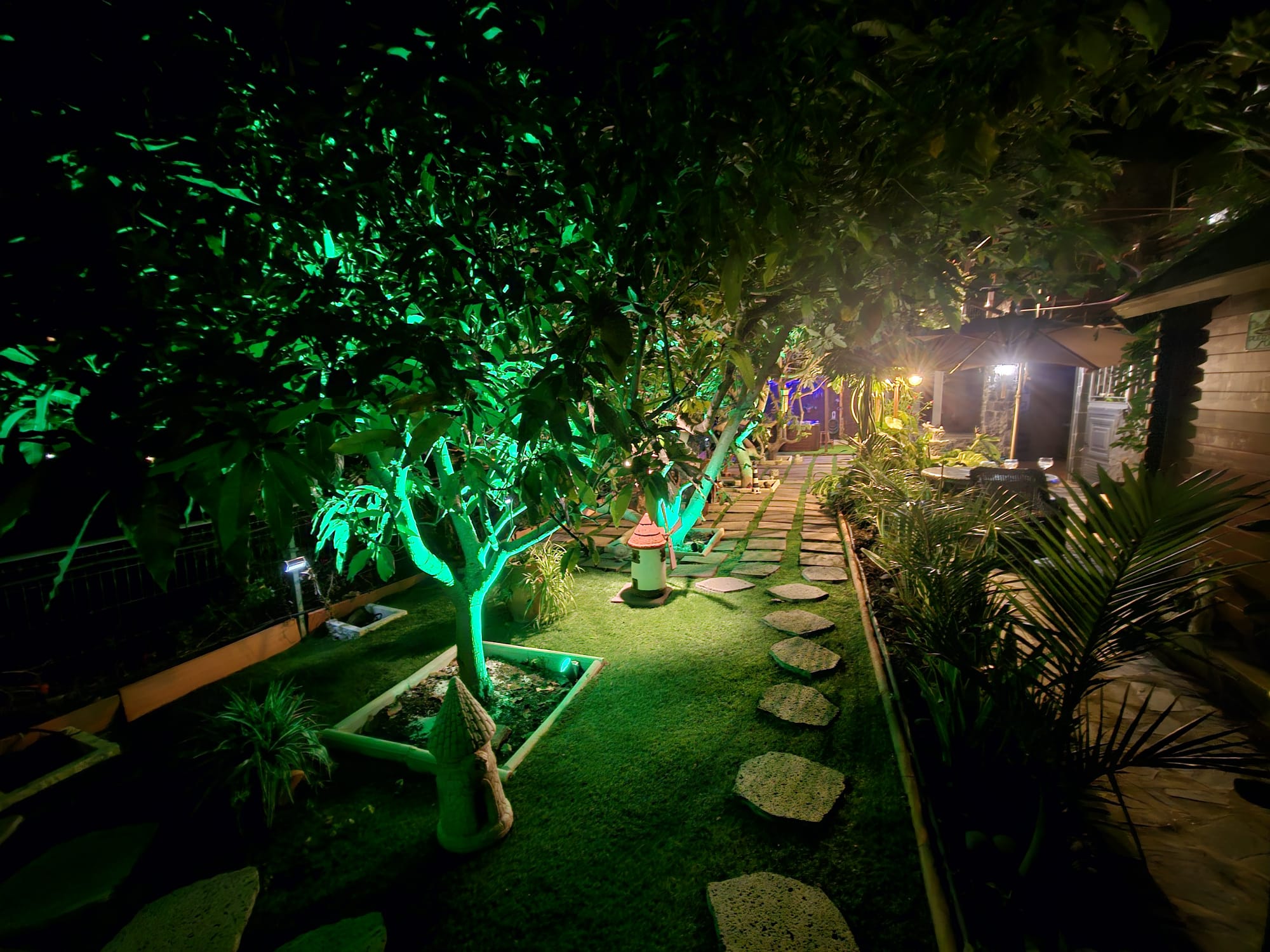 Außenberiech bei Nacht.jpeg