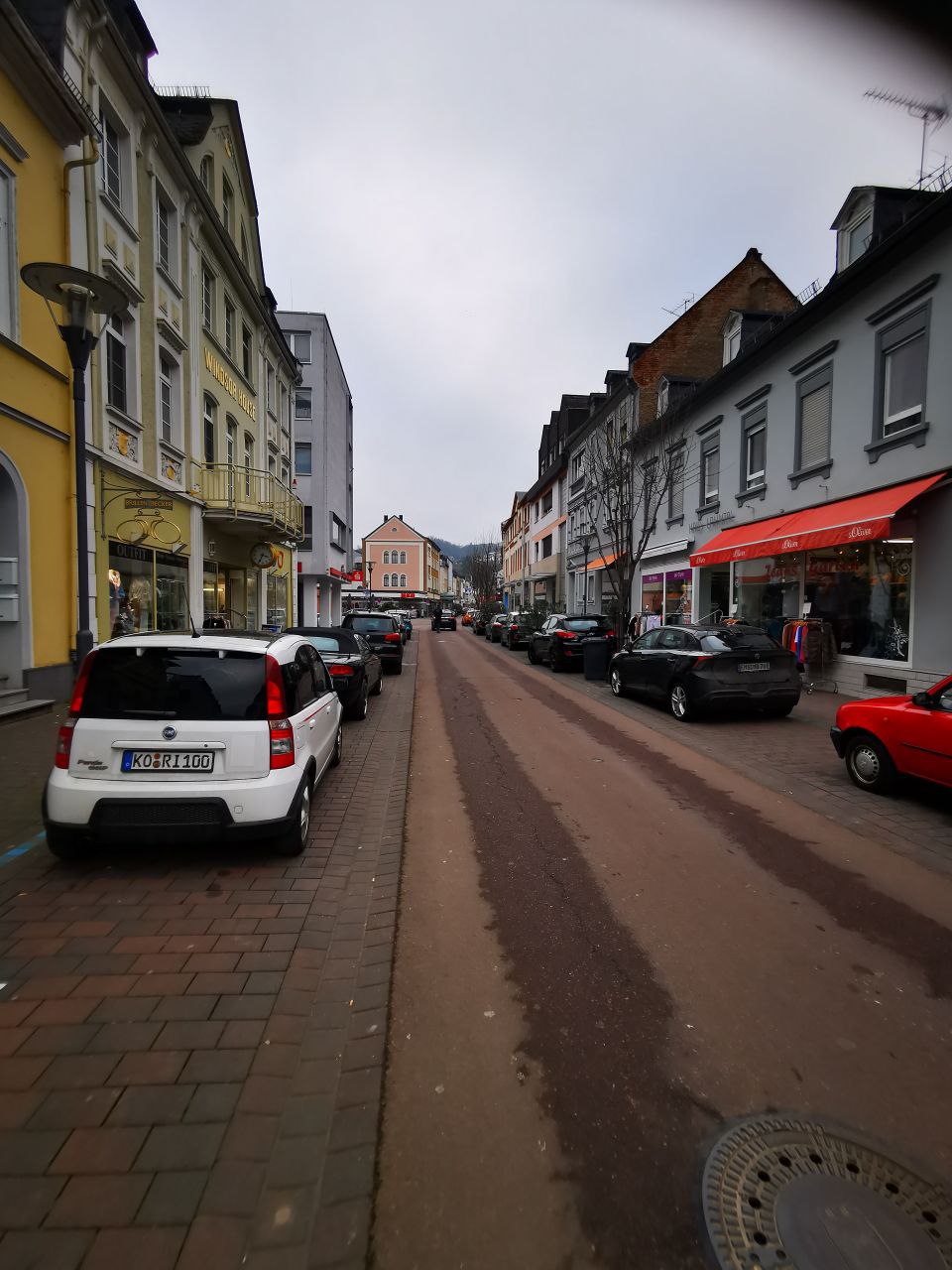 Gegenüber Brillen Becker u NASPA.jpg