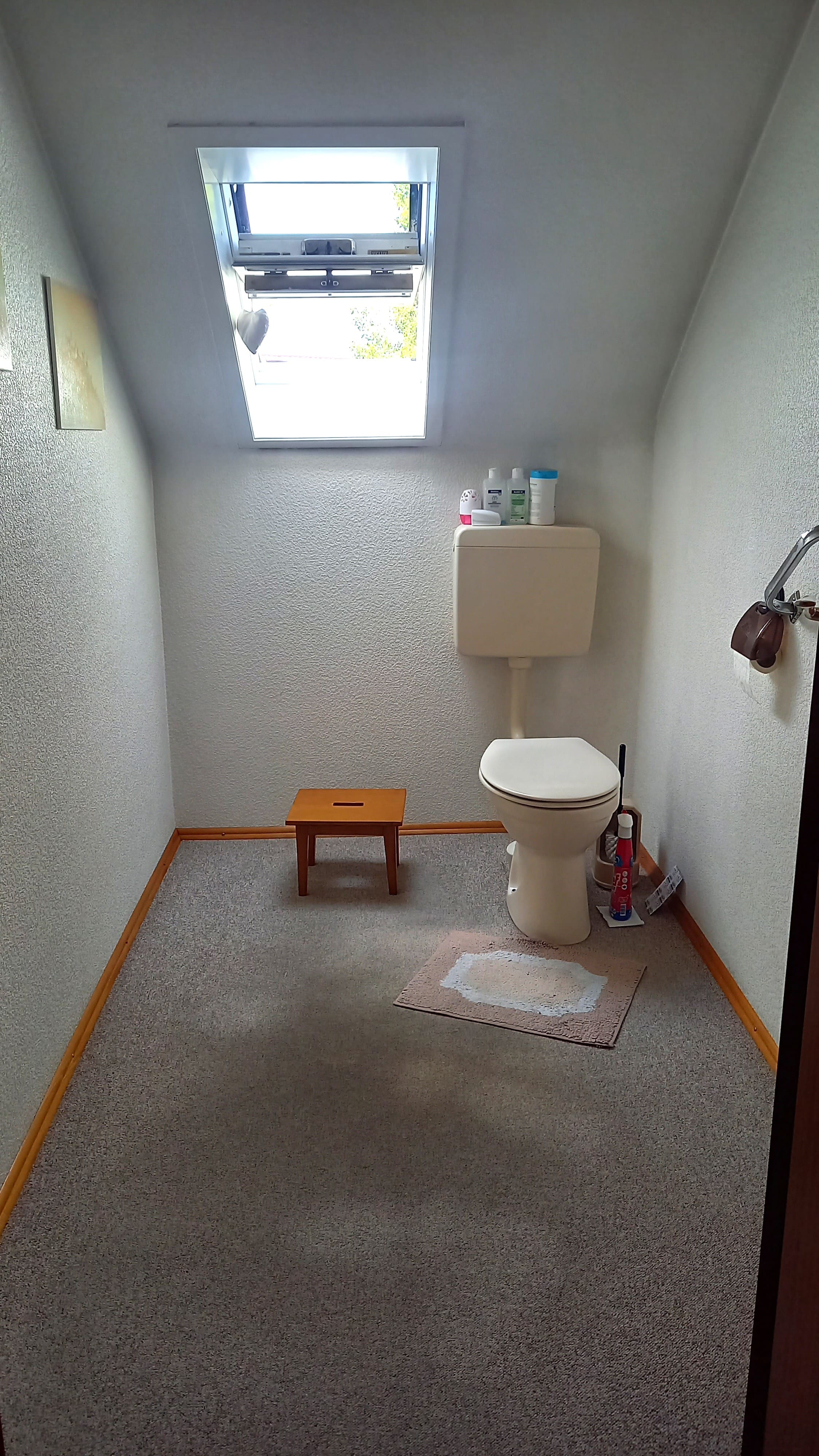 Toilette Obergeschoss.jpg