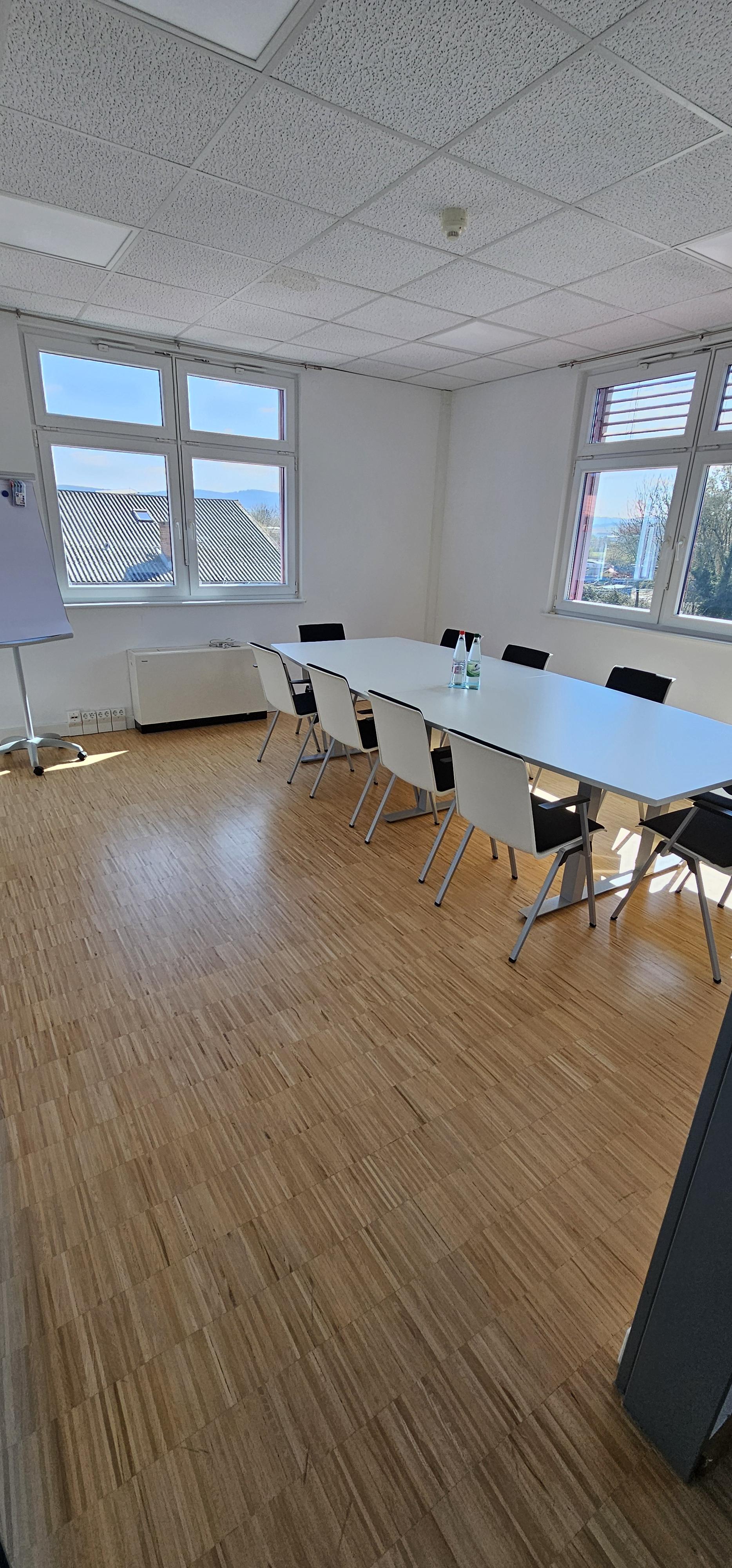 Besprechungsraum 1.jpg