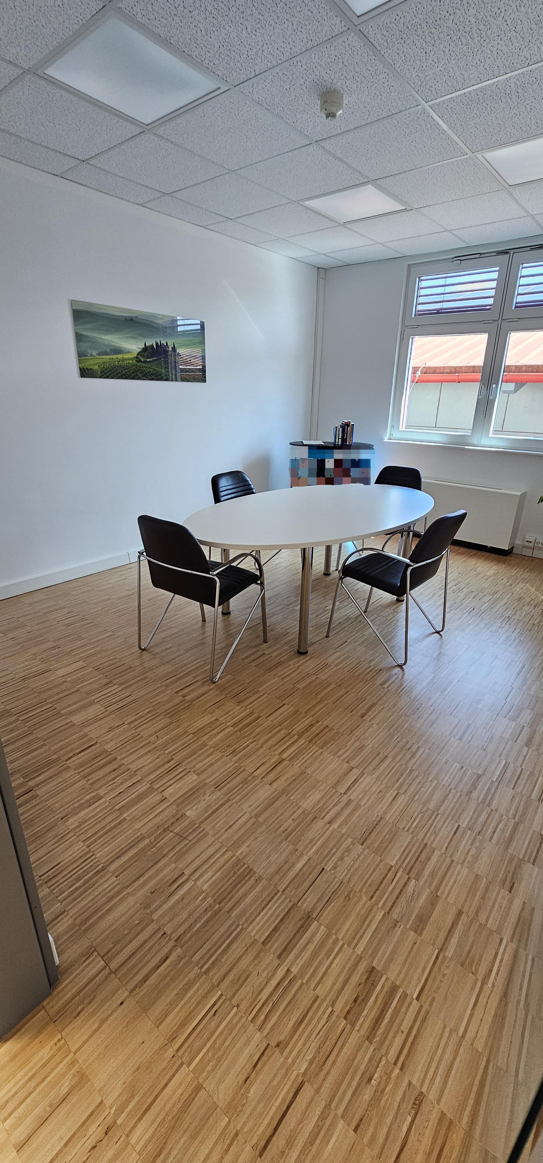 Besprechungsraum 2 2.jpg