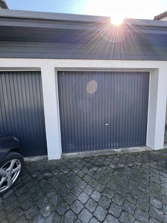Garage 1.jpg