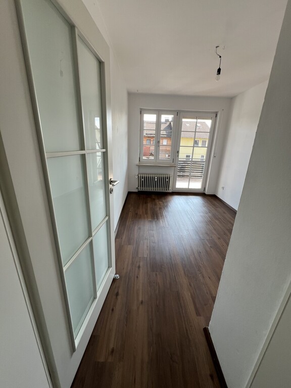 Büro Kinderzimmer 1.jpg