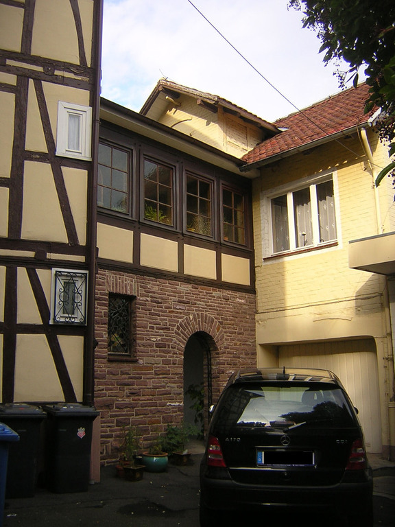 Ziegenhainer Str. 3 001.jpg