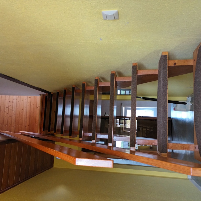 Treppe zum DG