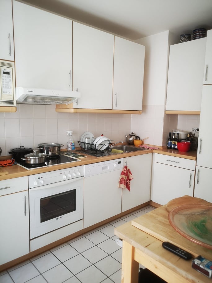 Kitchen2.jpg