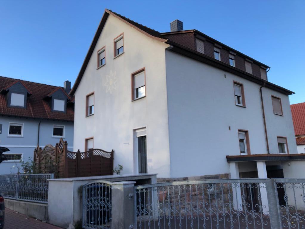 Terrasse und Haus
