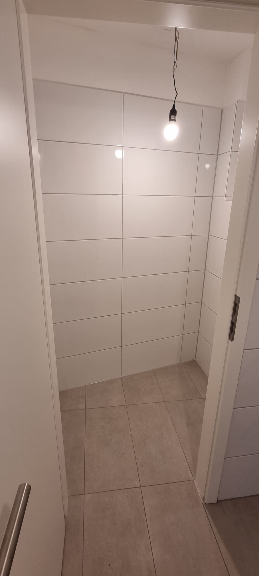 Abstellraum hinter Küchenraum