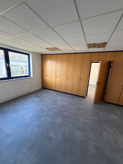 Büro 7.jpg
