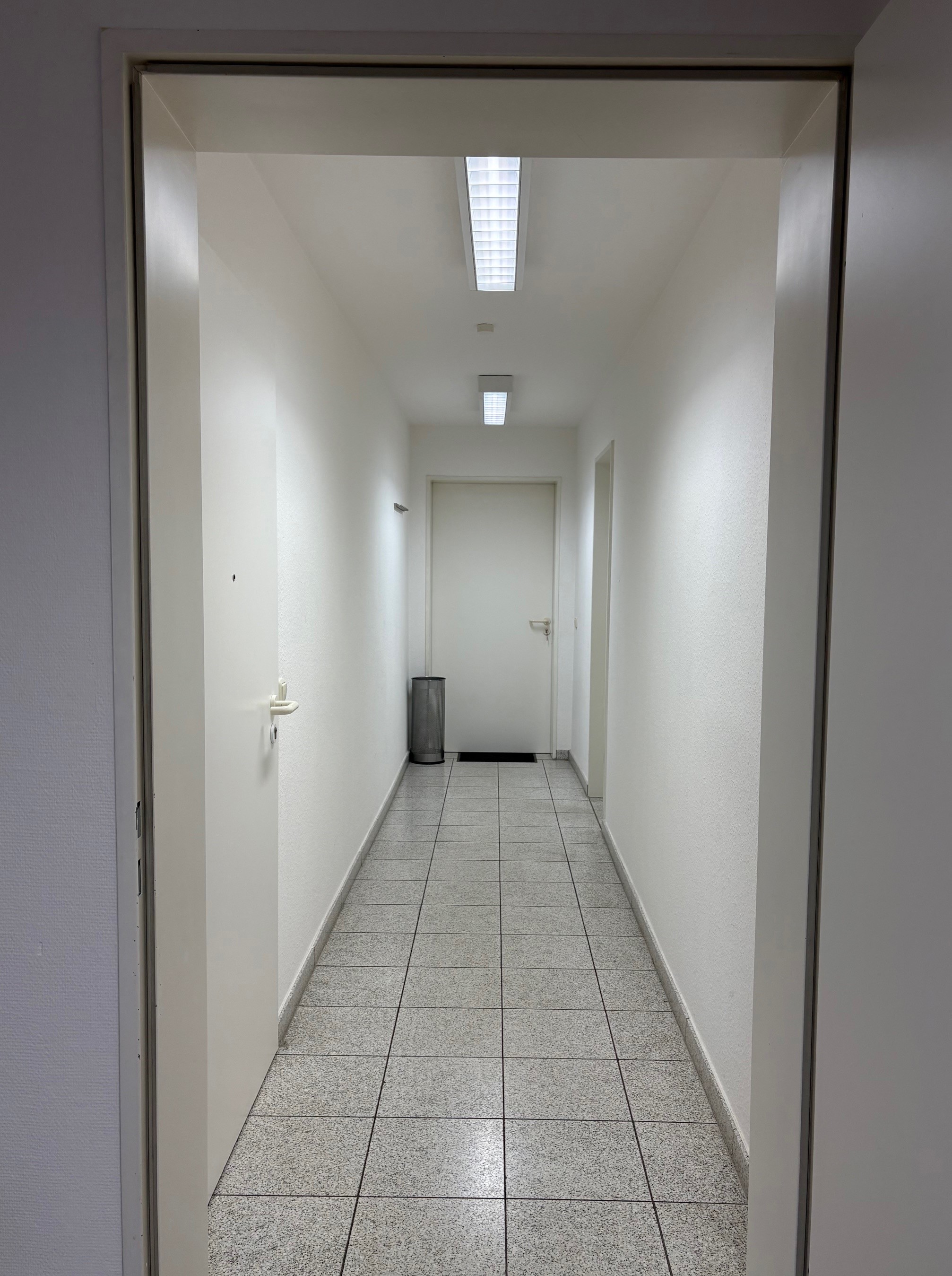 Flur 1.jpg