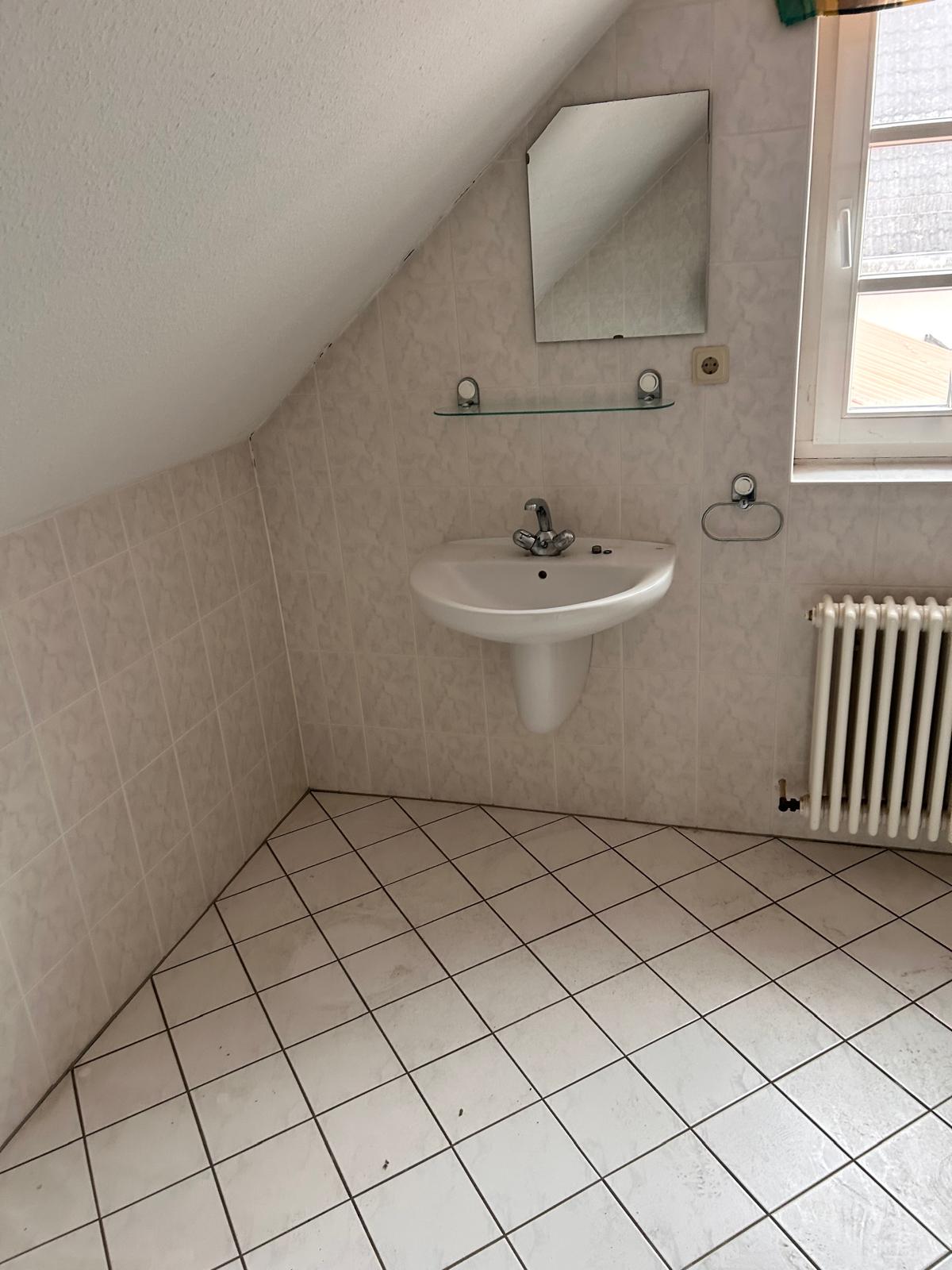 VÖ-Niederstadt 2, Bad bei Studio 1.jpeg