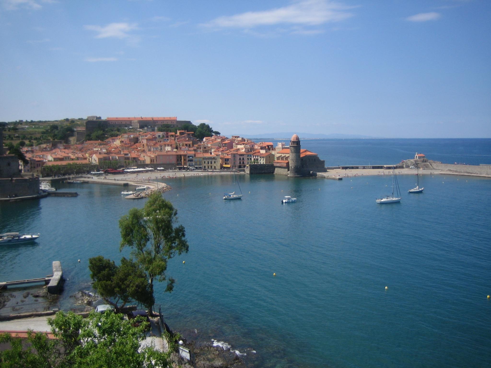 Ein Blick auf Collioure nur 12 km von Elne 