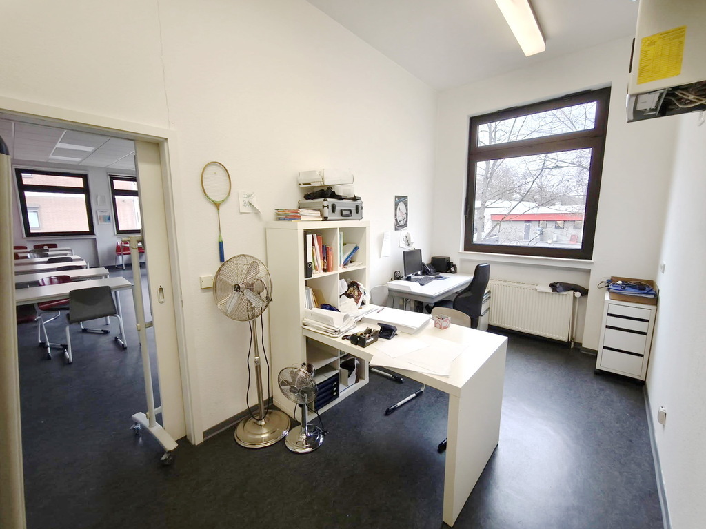 Büro.jpg