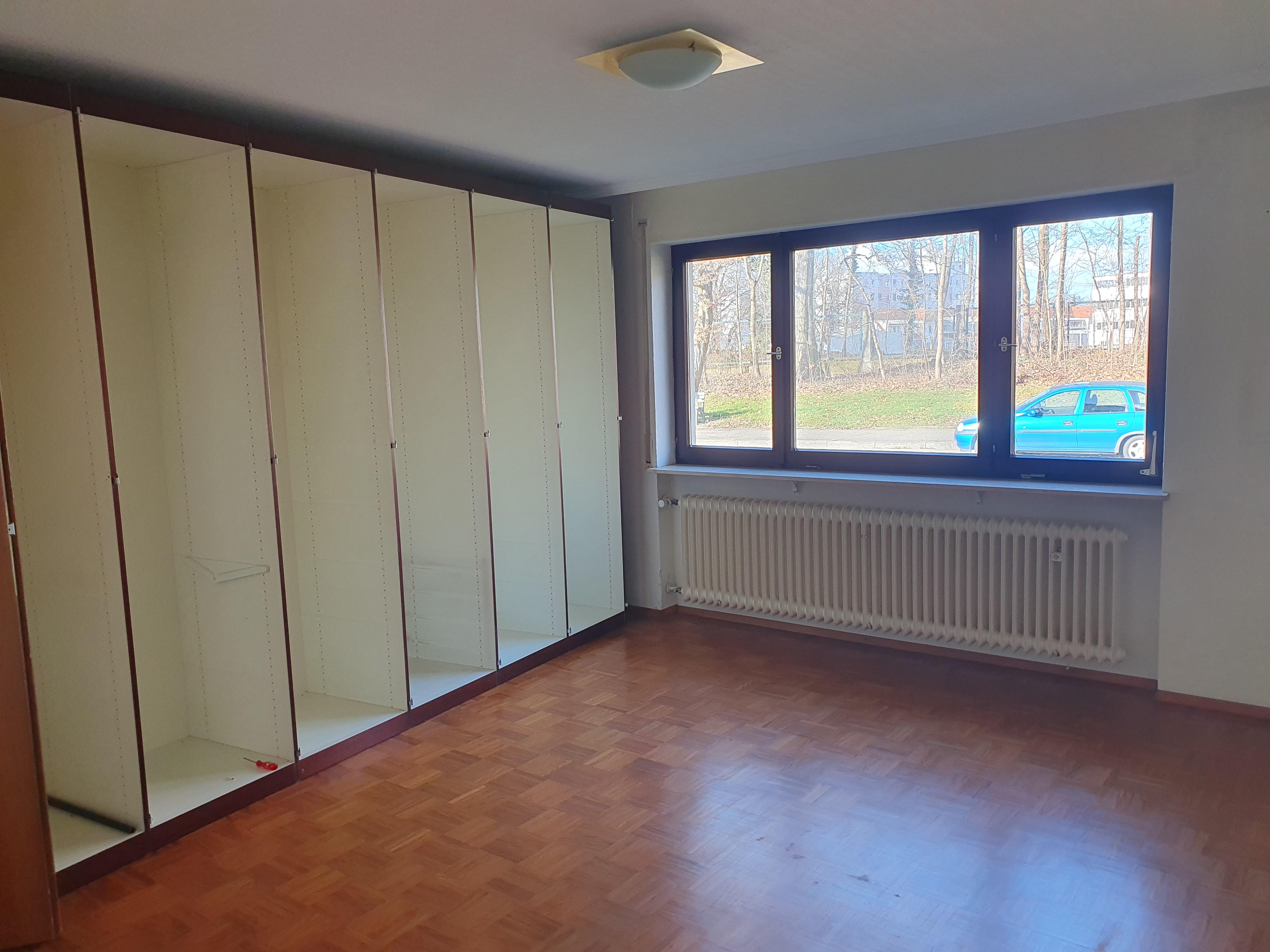 Schlafzimmer EG a.jpg