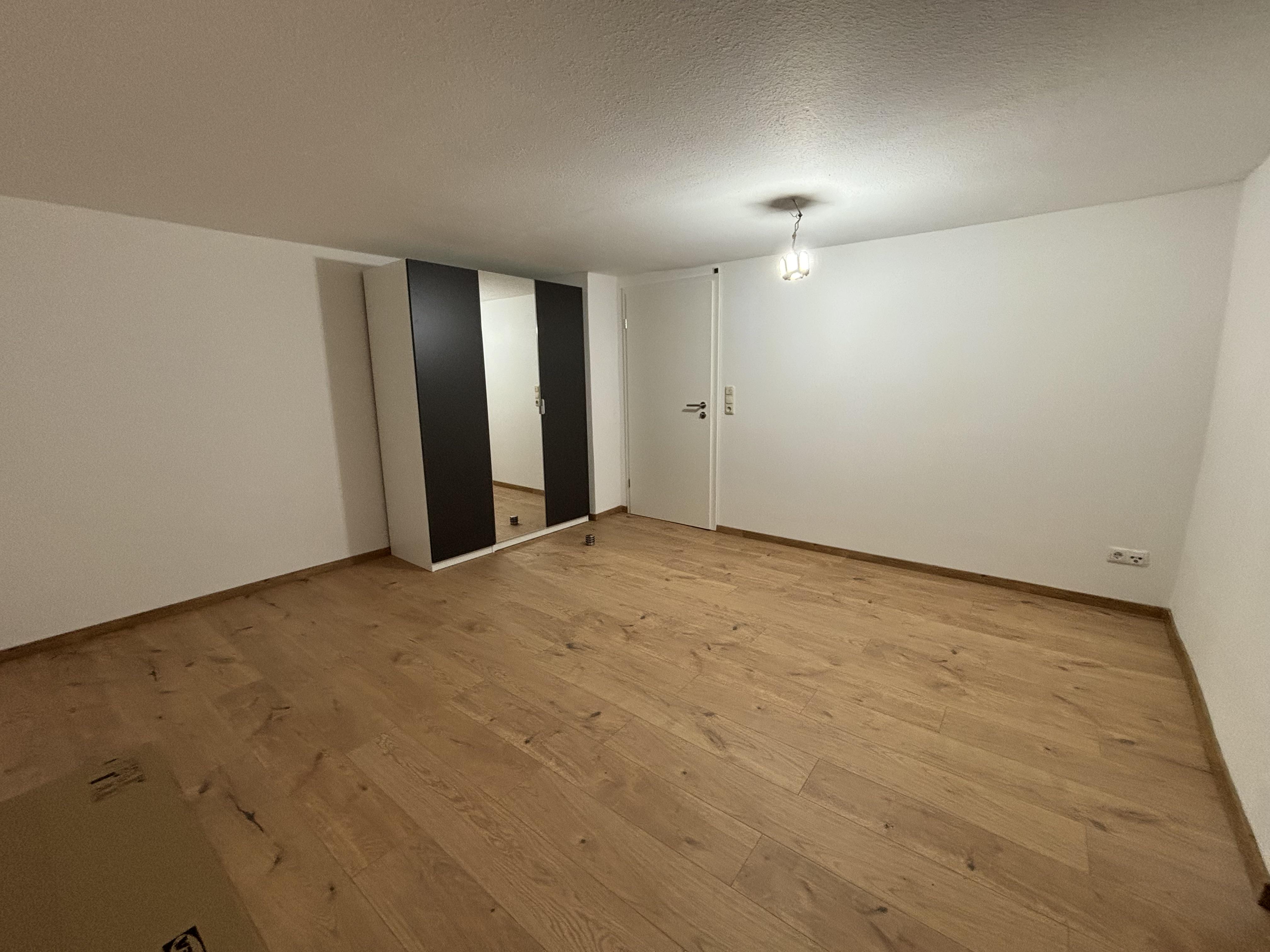 Schlafzimmer 1.2.jpeg