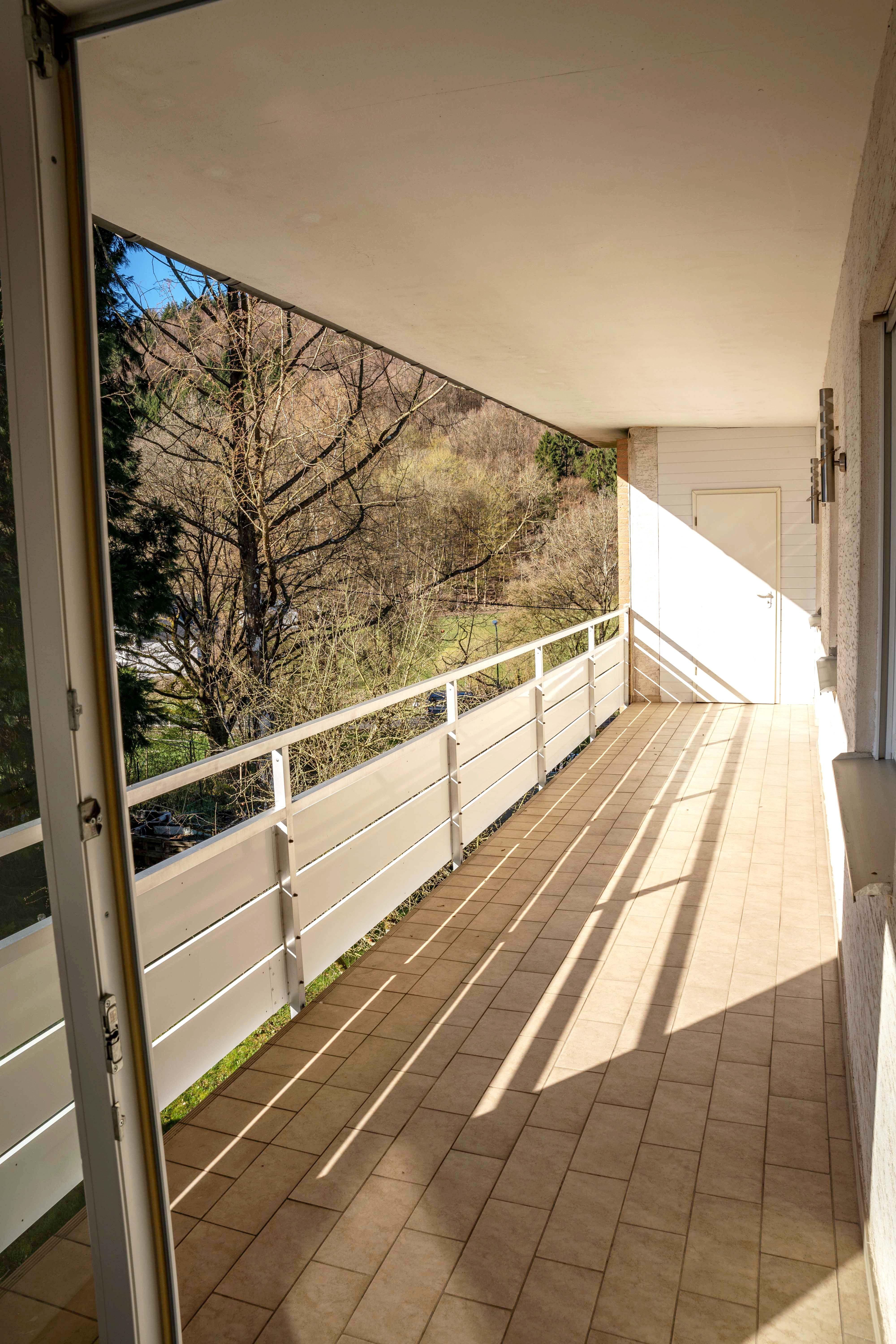 Großer Südbalkon.jpg