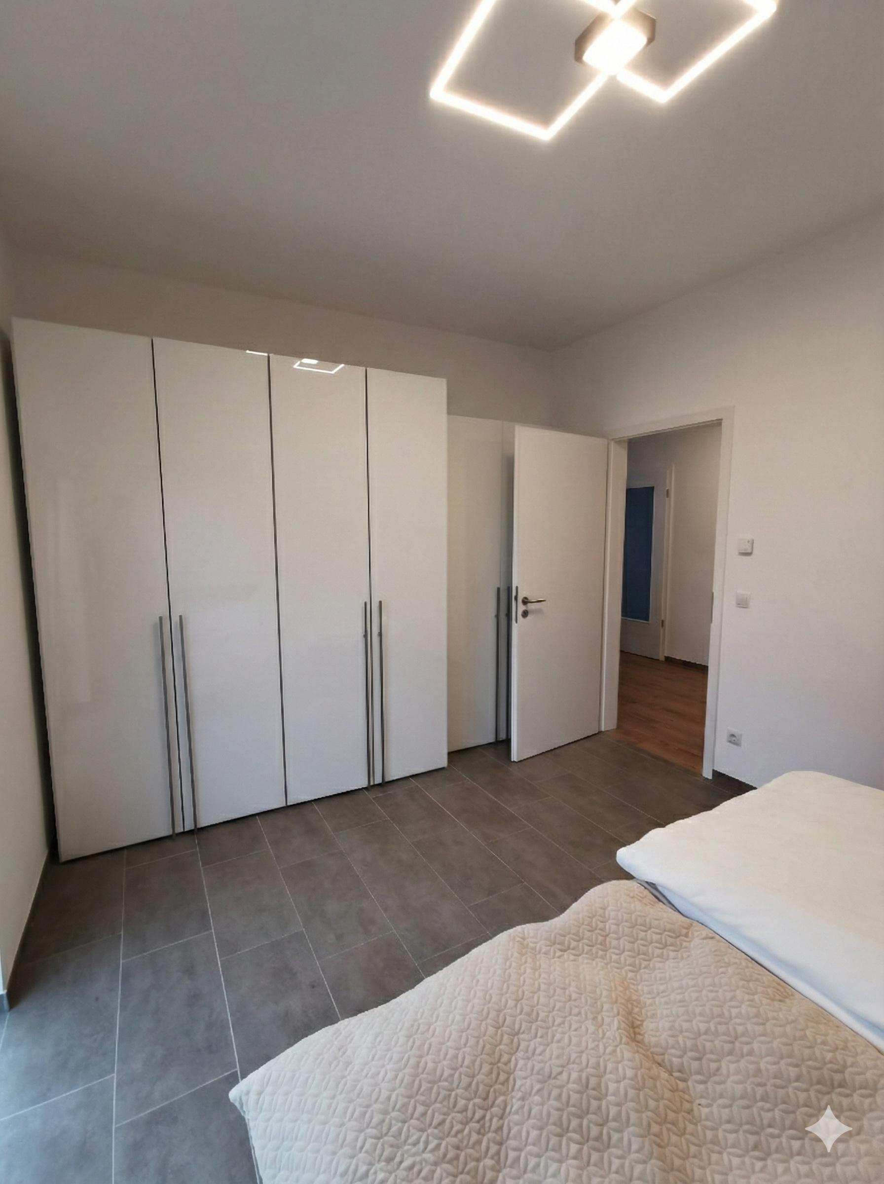 Schlafzimmer 2.jpg