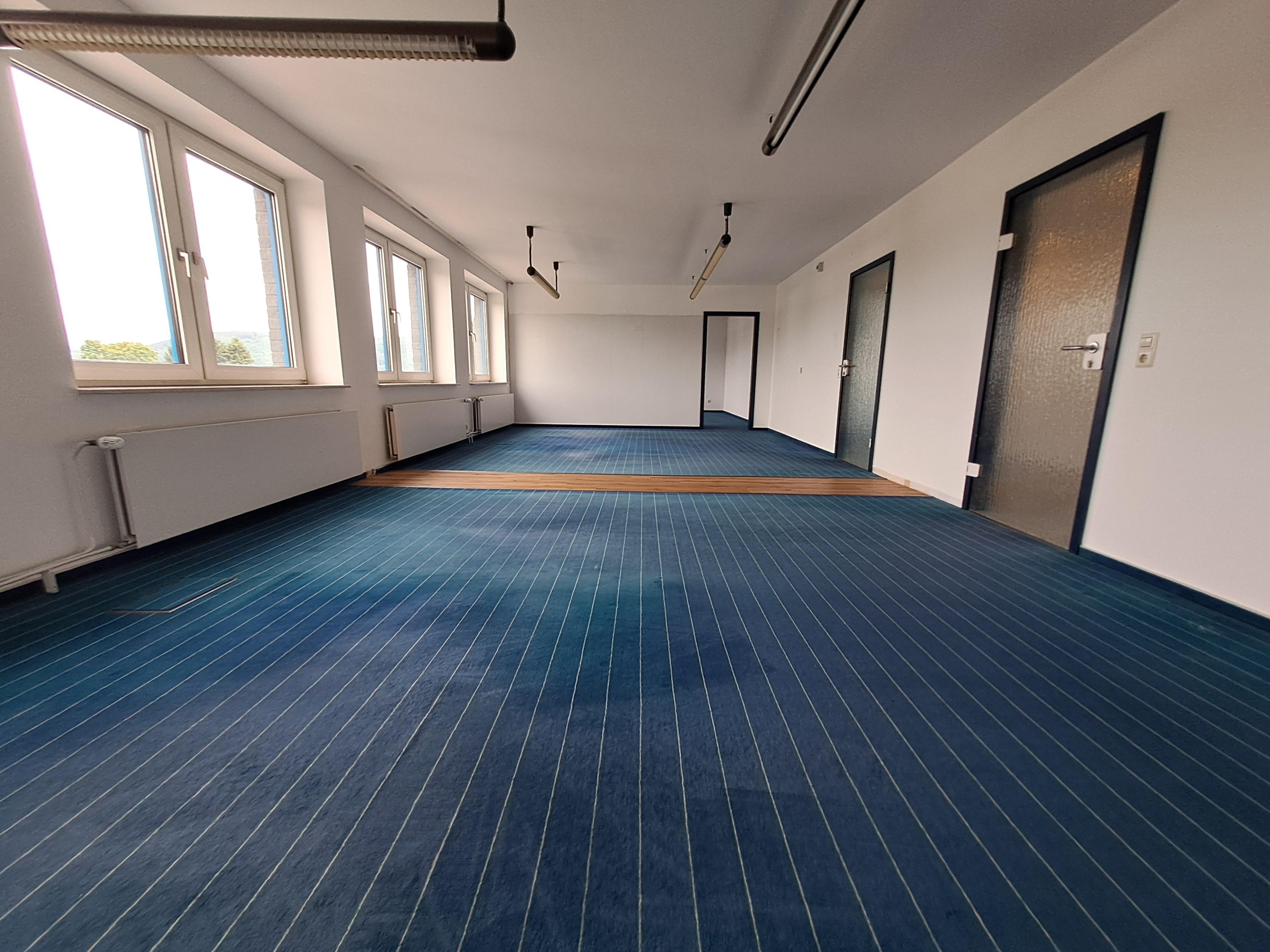 2OGWEST Büro(1).jpg