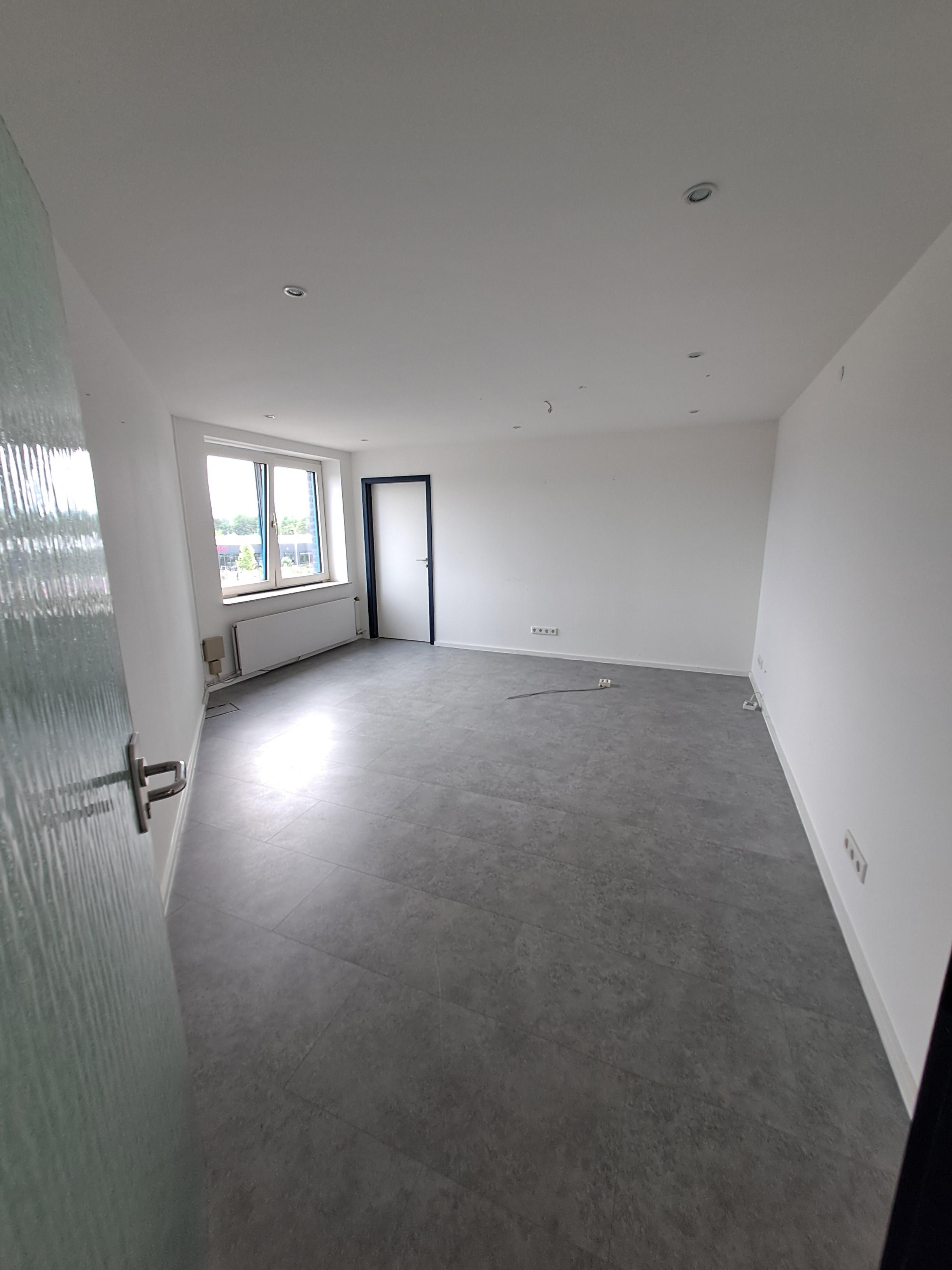 2OGWEST Büro(3).jpg