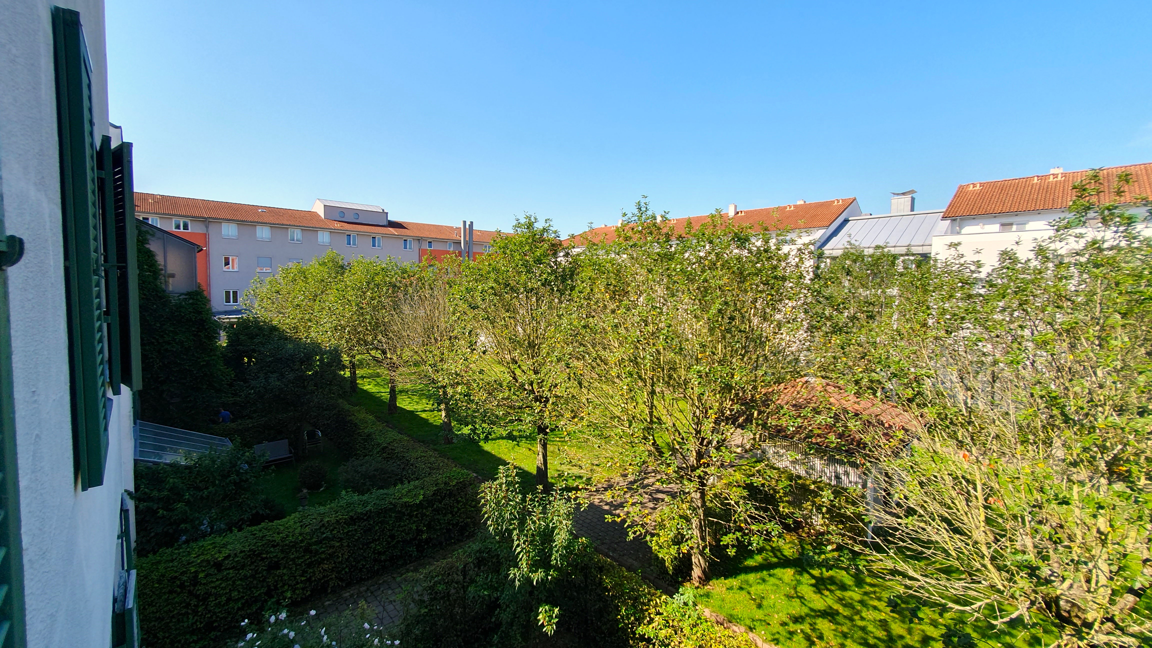 Blick von Loggia in den wunderschönen Innenhof!