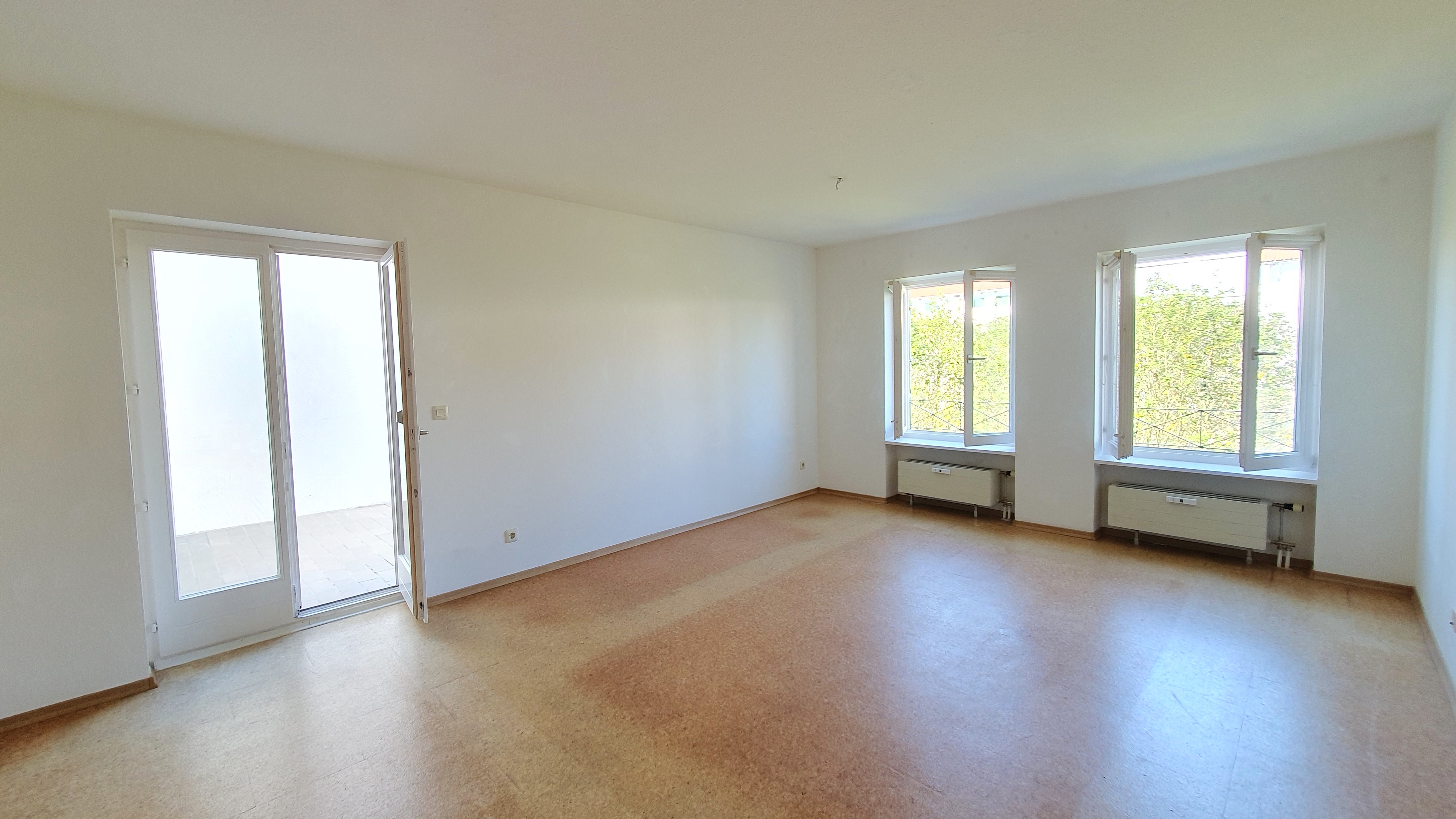 Helles großzügiges Wohnzimmer!
