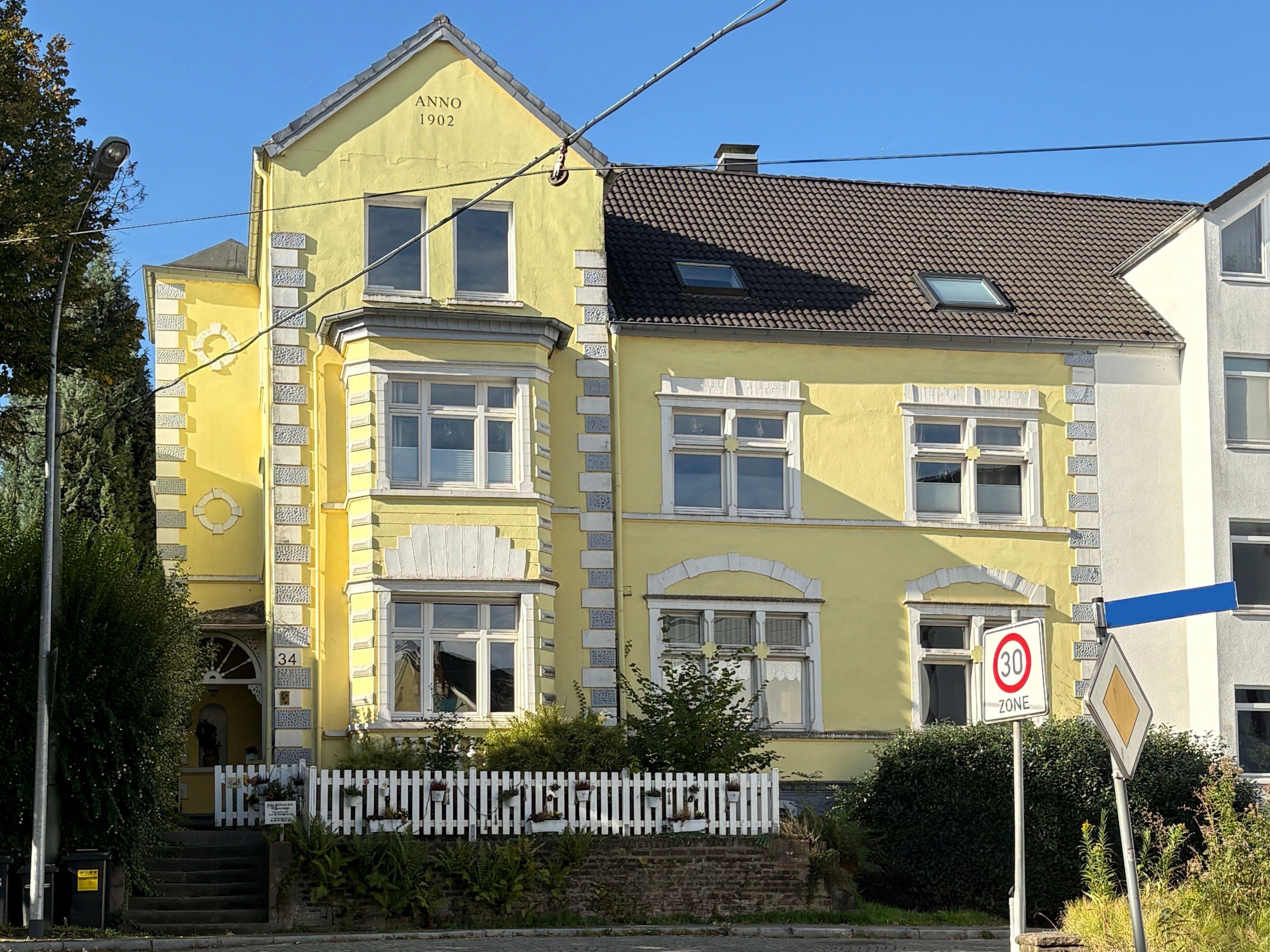 21 Außenansicht.jpg