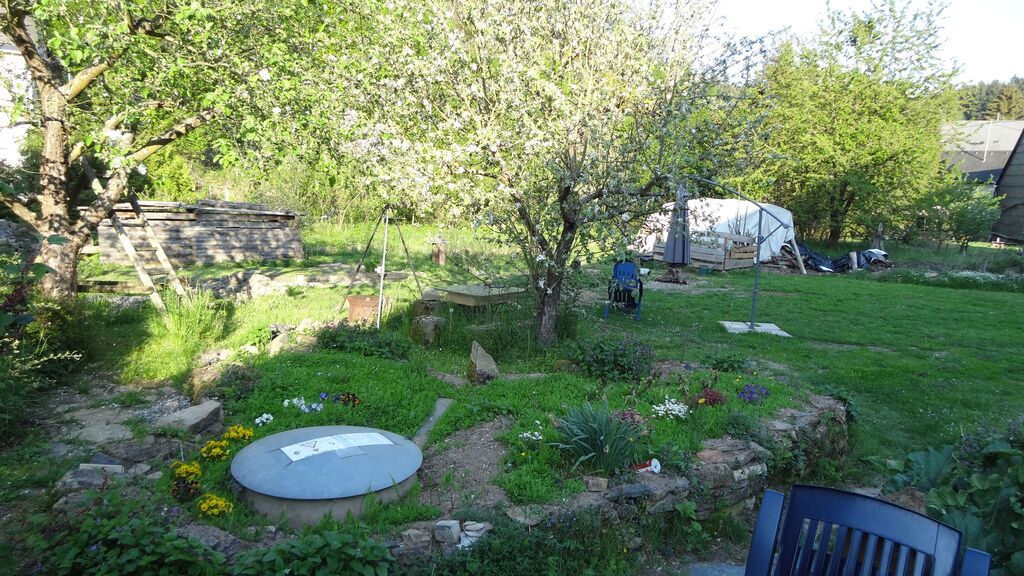 Garten mit Gastank