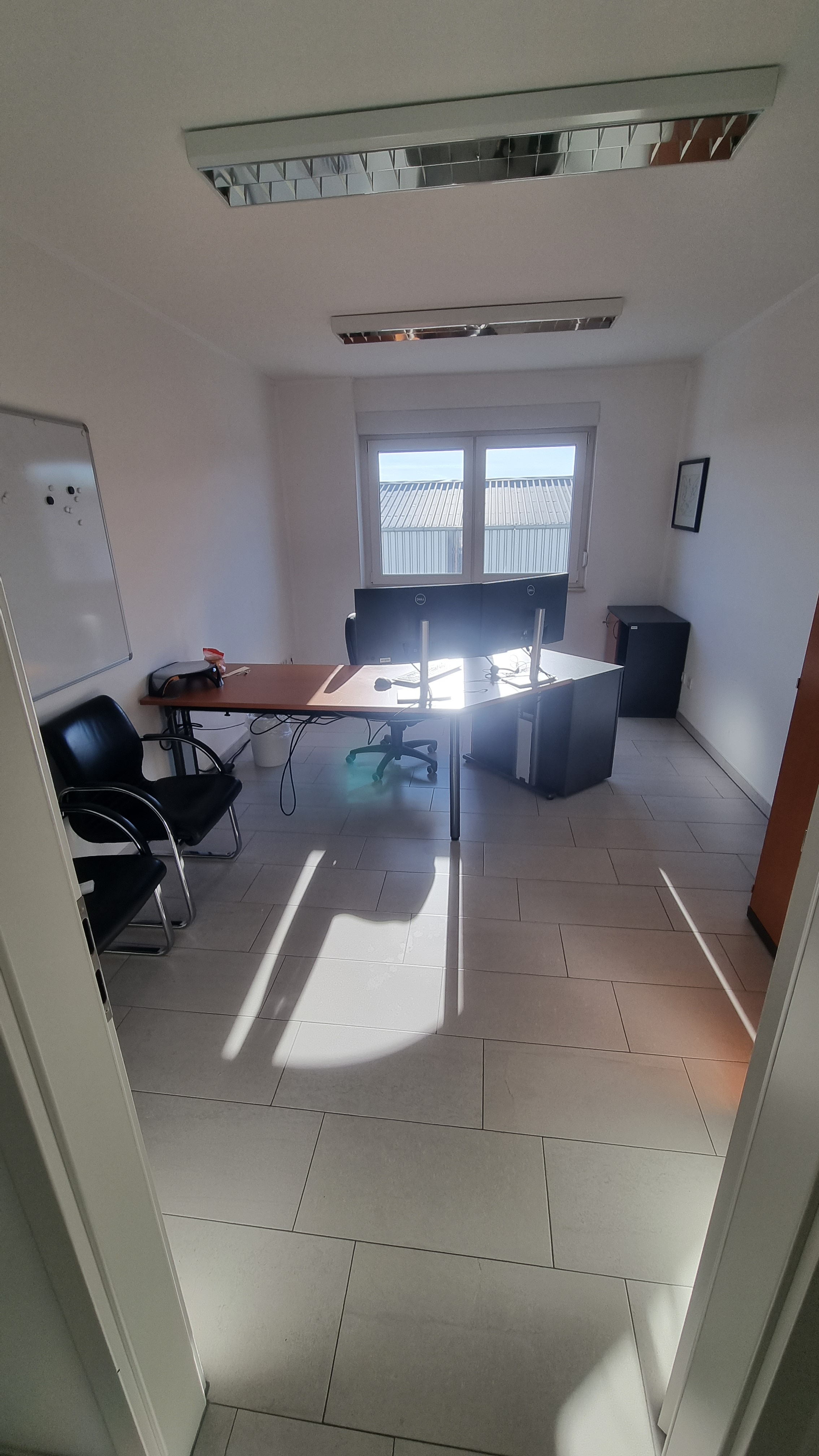 04 Büro – Ansicht 2.jpg