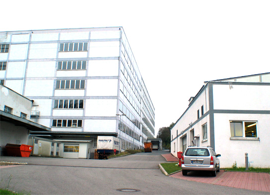 Igena Halle außen 1.bmp