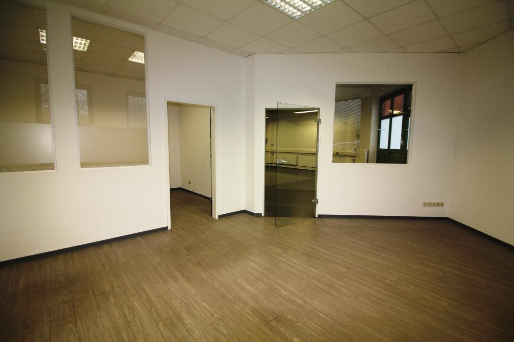 R4 Büro