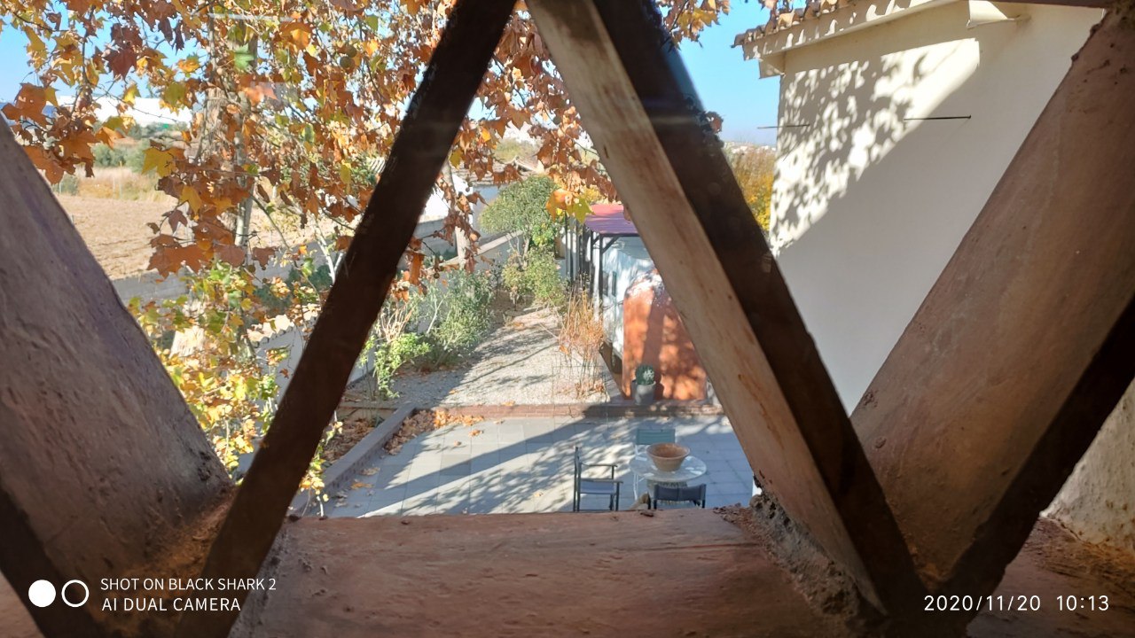 400125800688 82272.jpg