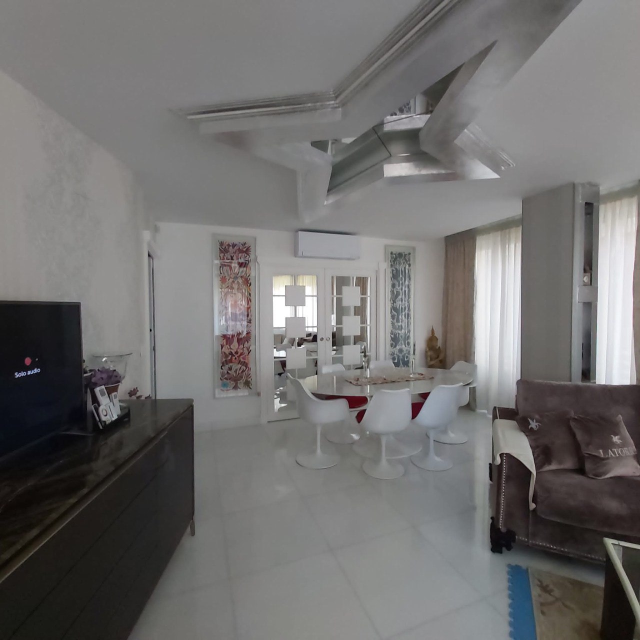 400138900405 9762.jpg