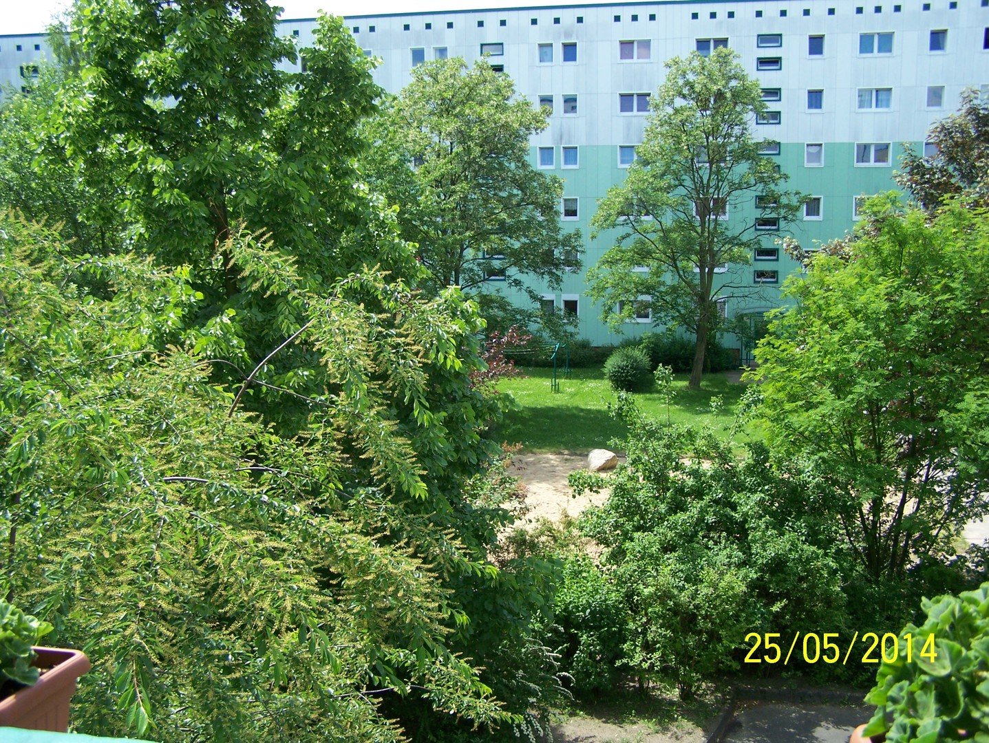 4-Zimmer-Wohnung mit EBK in Berlin Neu-Hohenschönhausen