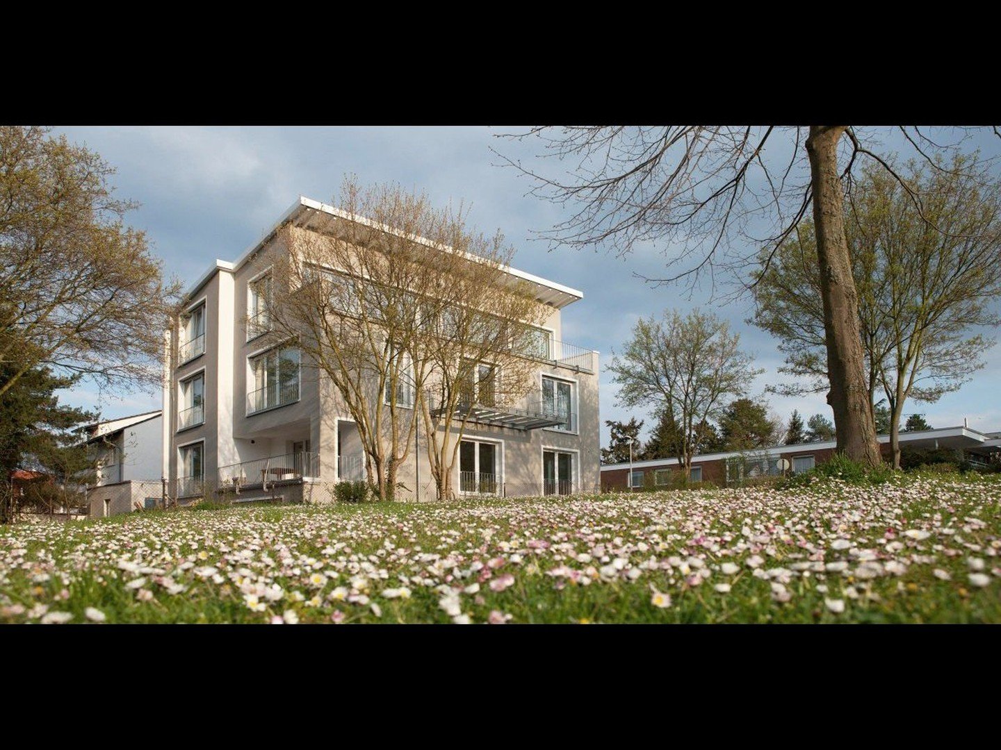 Smart und energieeffizient wohnen am De-La-Roche-Park Mainz. Dein neues Zuhause freut sich auf Dich!