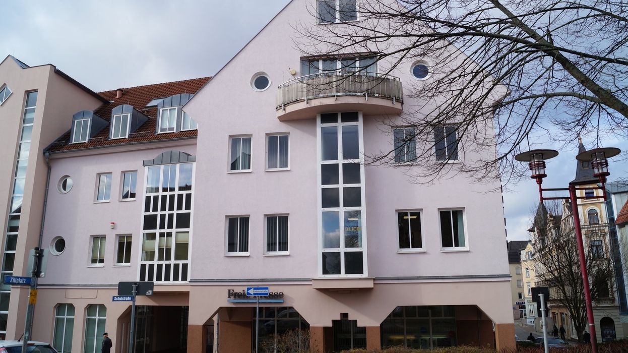 Bürofläche in Sparkassenzentrum 09337 Hohenstein-Ernstthal, Dr.-Wilhelm-Külz-Platz 5 