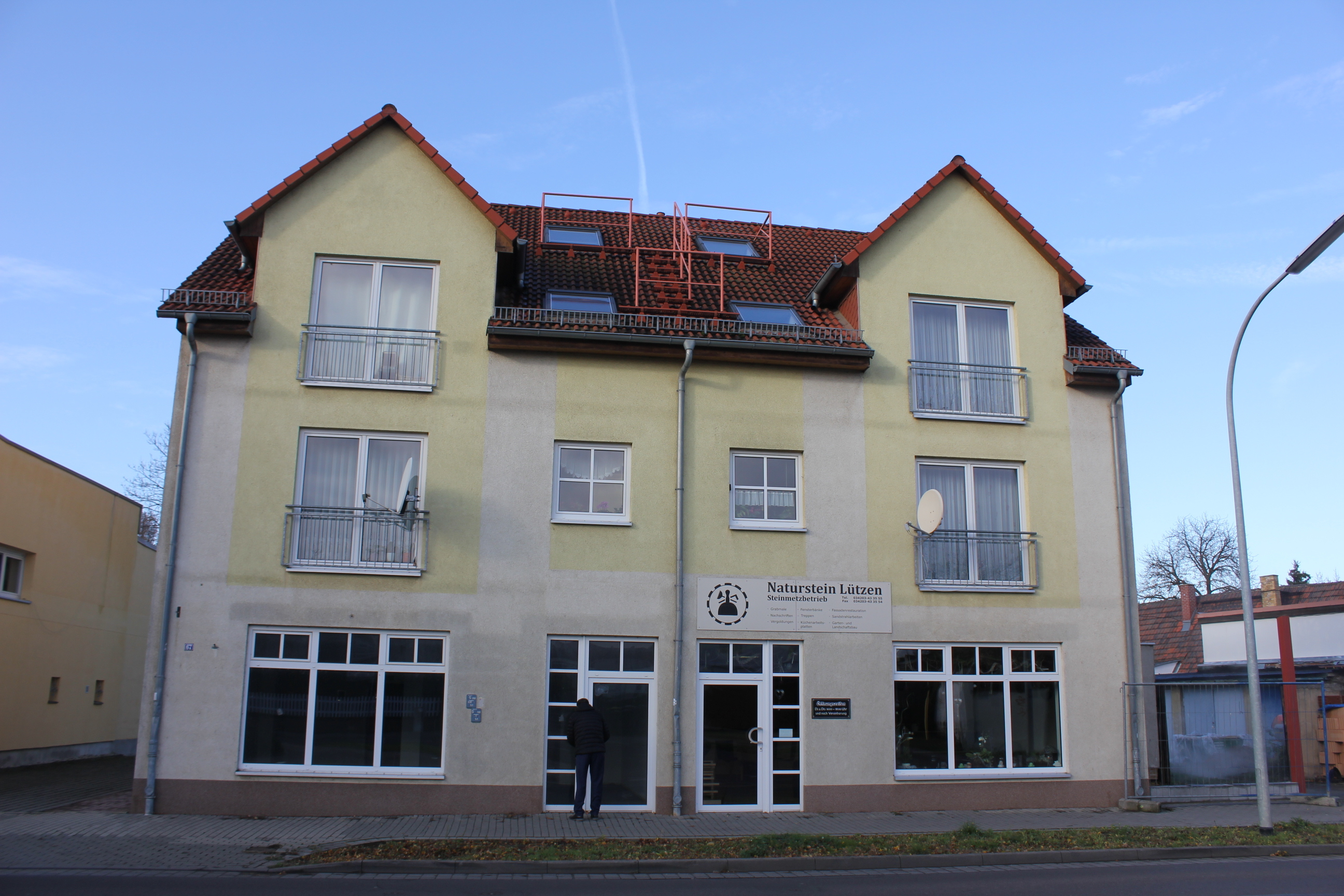 Büro-/Ladenfläche in Zwenkau zu vermieten , Erdgeschoss ca. 1 km vom Zwenkauer See