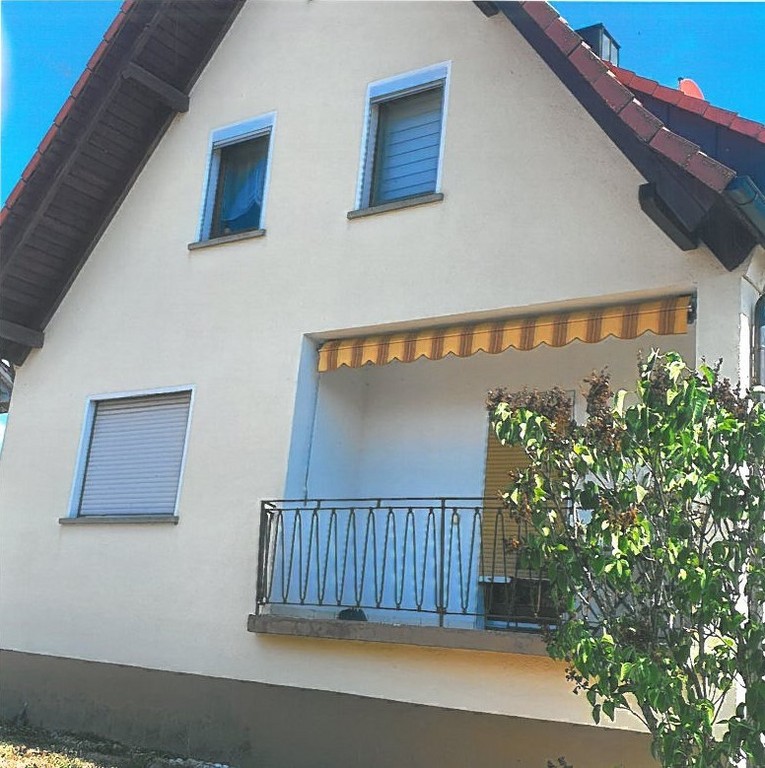 Einfamilienwohnhaus in Karsbach zu vermieten
