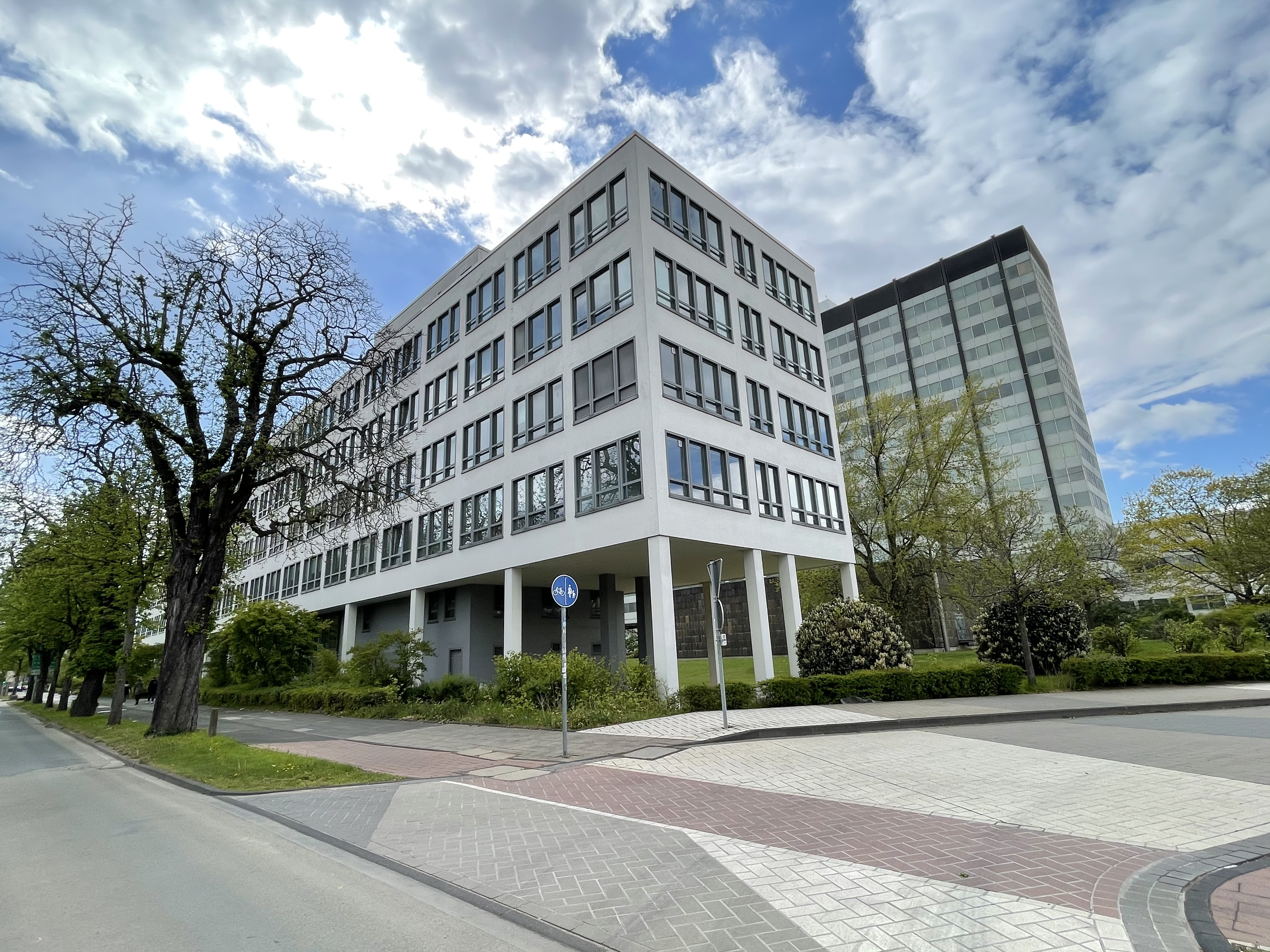 Moderne und bezugsfertige Büroflächen in Deutz