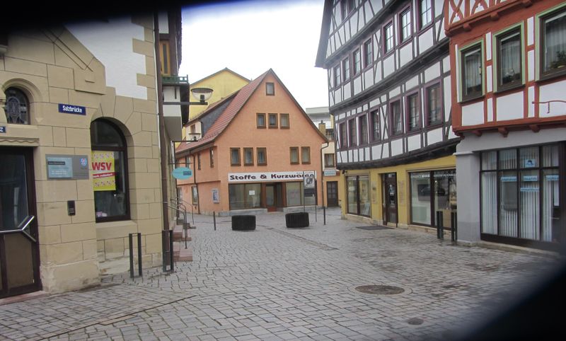 Schmalkalden,beste Innenstadtlage, Ladenlokal, Büroräume, Praxis o.ä. (ca.100qm) zu vermieten 